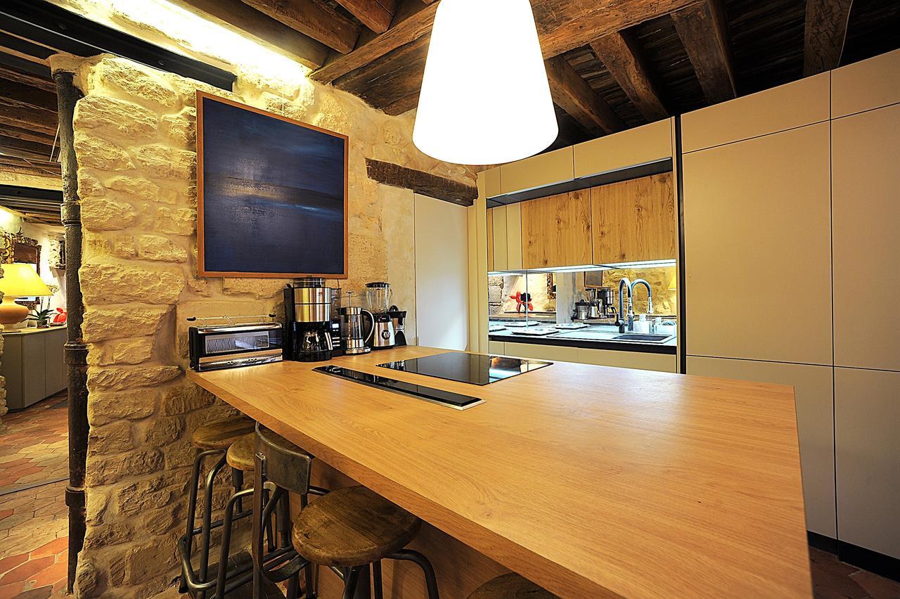 Beautiful Apartment In Historical Marais Paris Exterior foto
