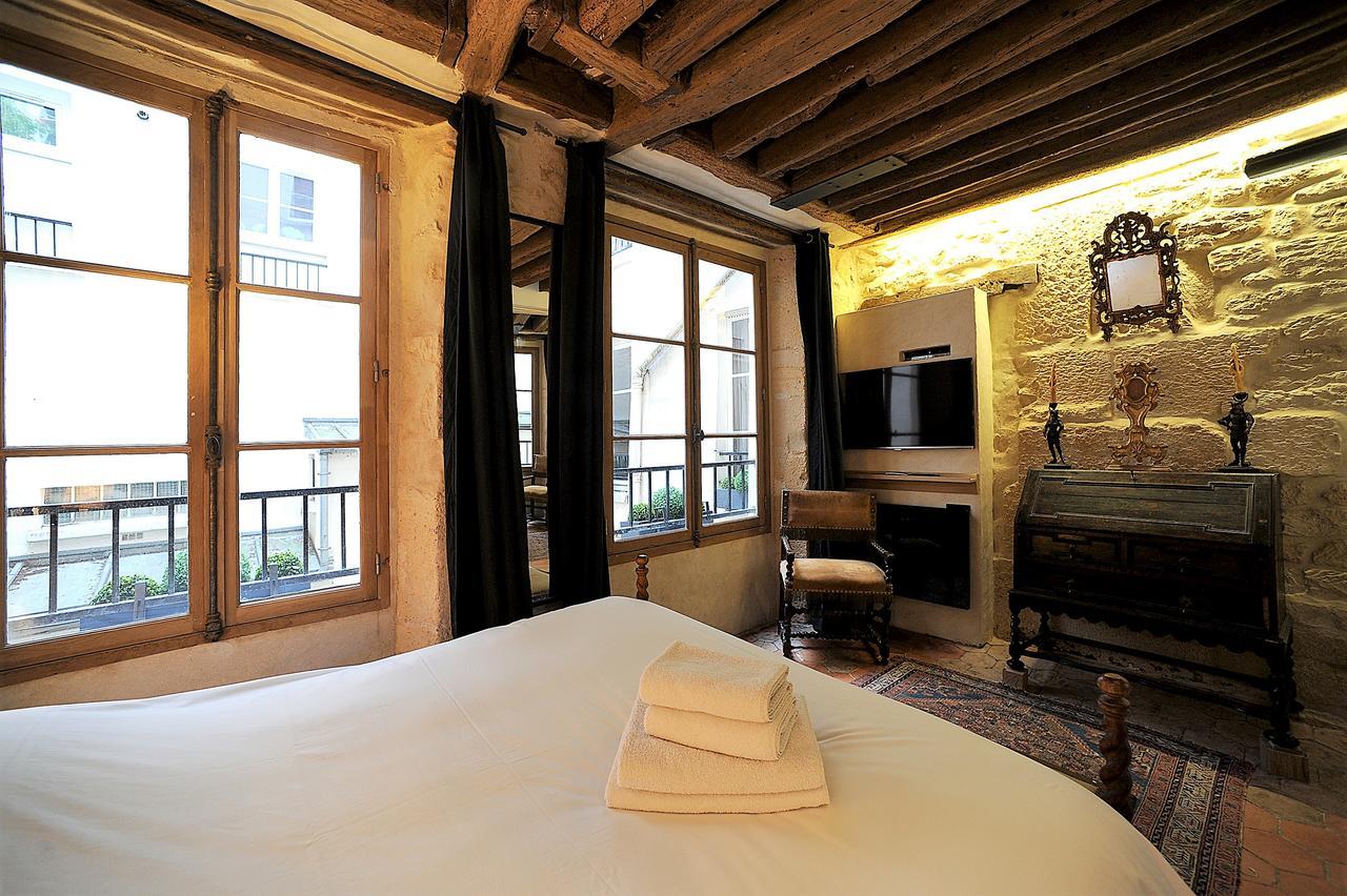 Beautiful Apartment In Historical Marais Paris Exterior foto